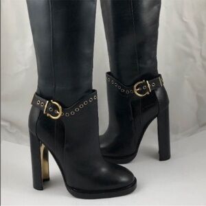 🔥💥Salvatore Ferragamo Nadix Knee-High Leather. For a nerdier leg calfs